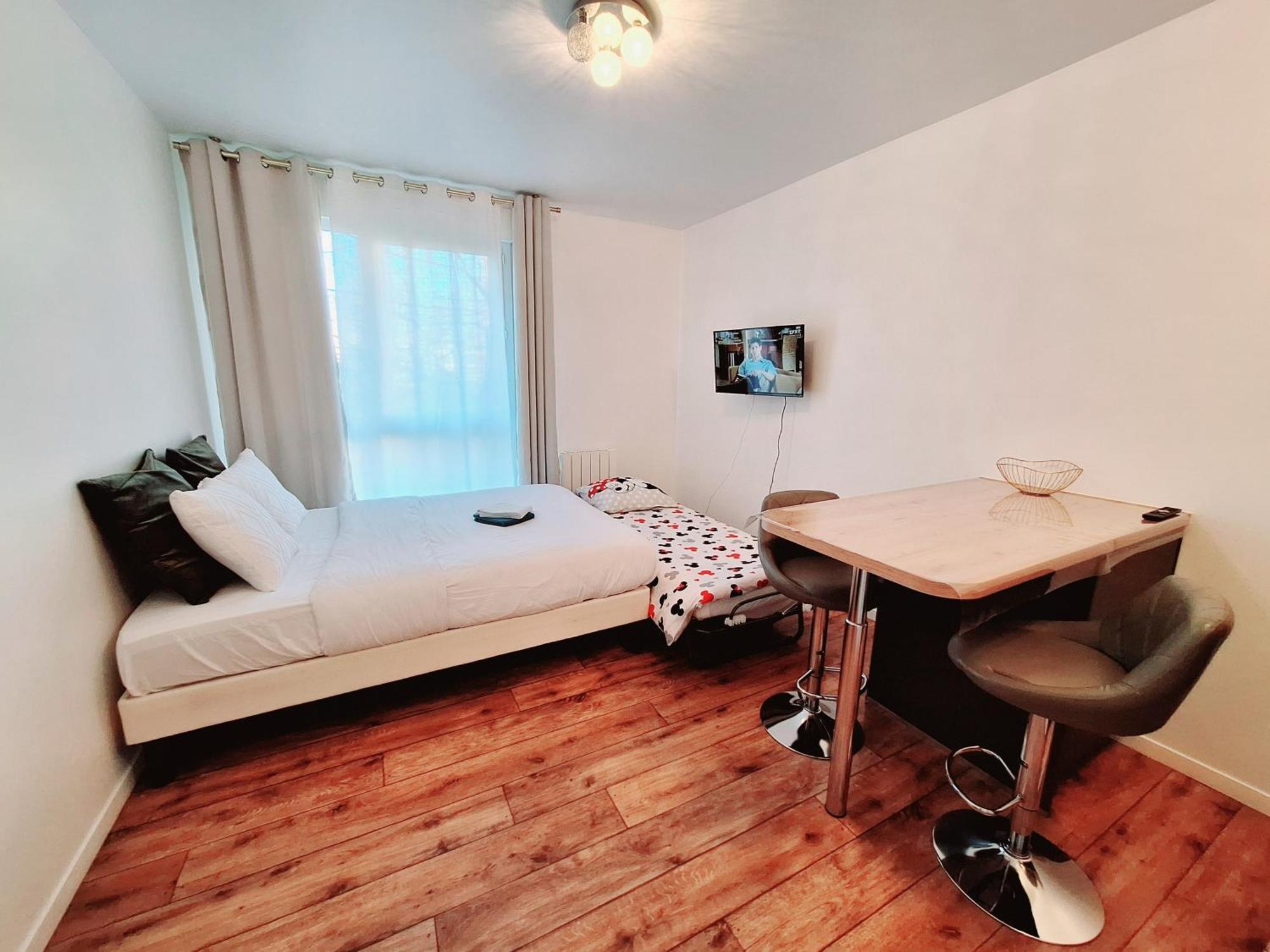 Studio Alpha - 2Min By Train To Disneyland Or 20Min Walk - 5Min Walk To "Val D'Europe" Station Μοντεβρέν Εξωτερικό φωτογραφία
